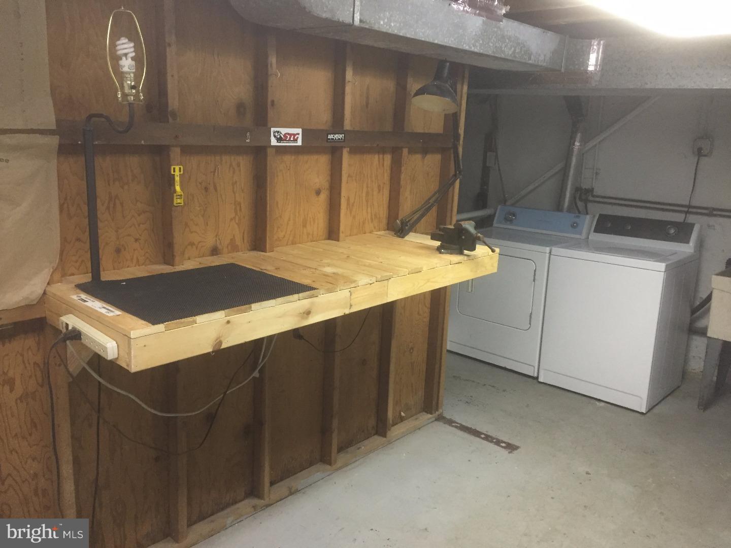 1023 West Avenue Springfield, PA 19064 - Photo 20 of 21 Laundry Room