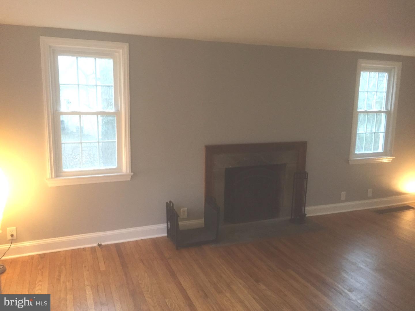 1023 West Avenue Springfield, PA 19064 - Photo 5 of 21 Fireplace