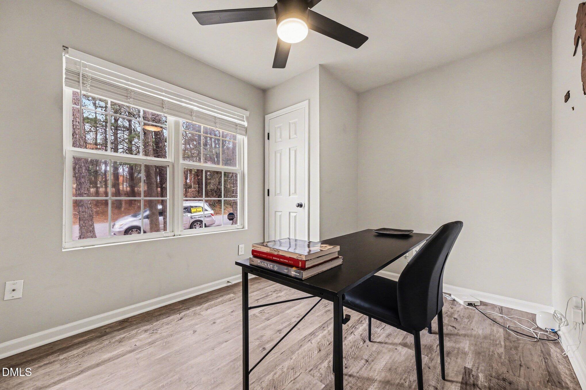 702 Brye Street Durham, NC 27703 - Photo 4 of 32 013_file_1481
