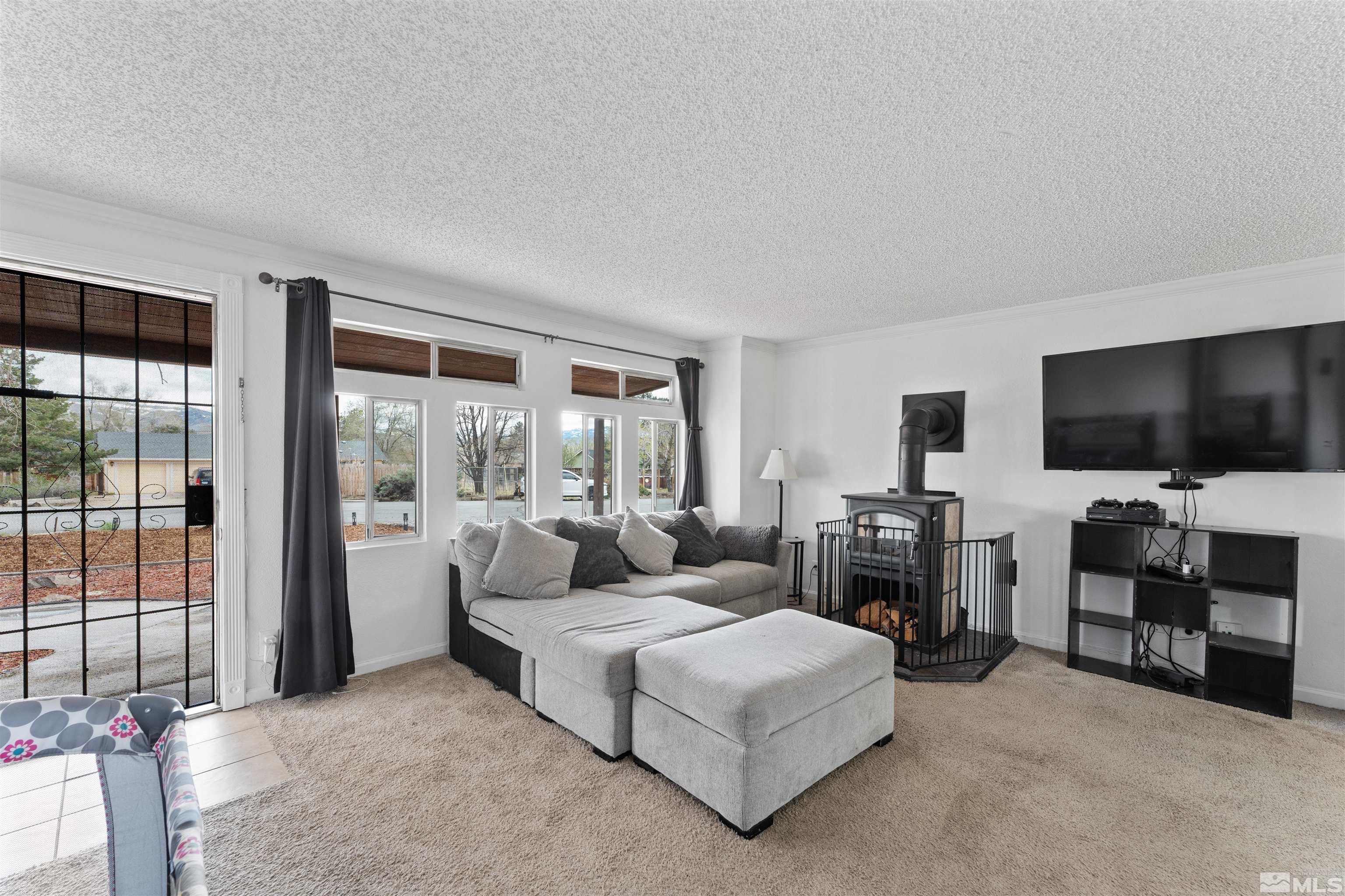 17459 Cold Springs Drive Reno, NV 89508 - Photo 4 of 19 Photo 4