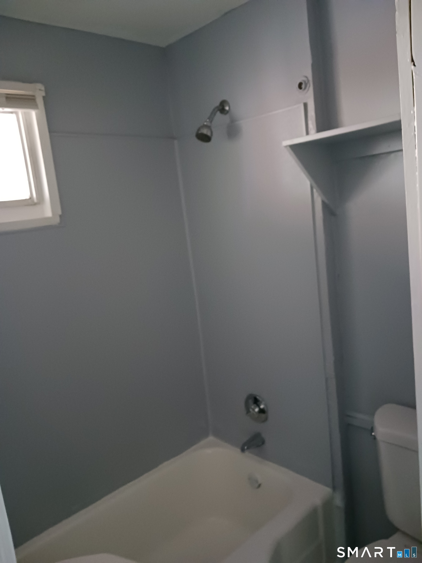 26 Crescent Street, Unit 4 Ansonia, CT 06401 - Photo 2 of 12