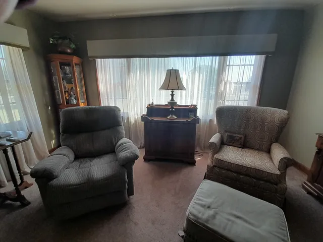 $200,000 | 800 14th Avenue, Mendota, IL 61342