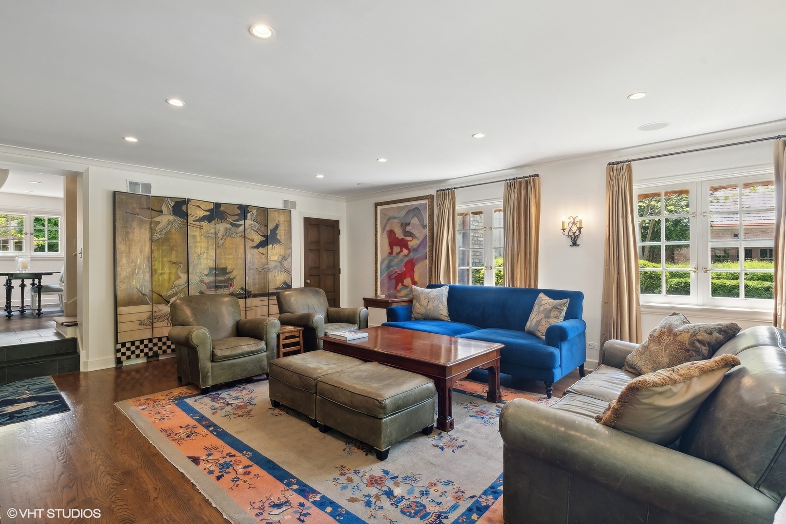 885 Maplewood Road Lake Forest, IL 60045 - Photo 25 of 78 a living room with furniture and a window