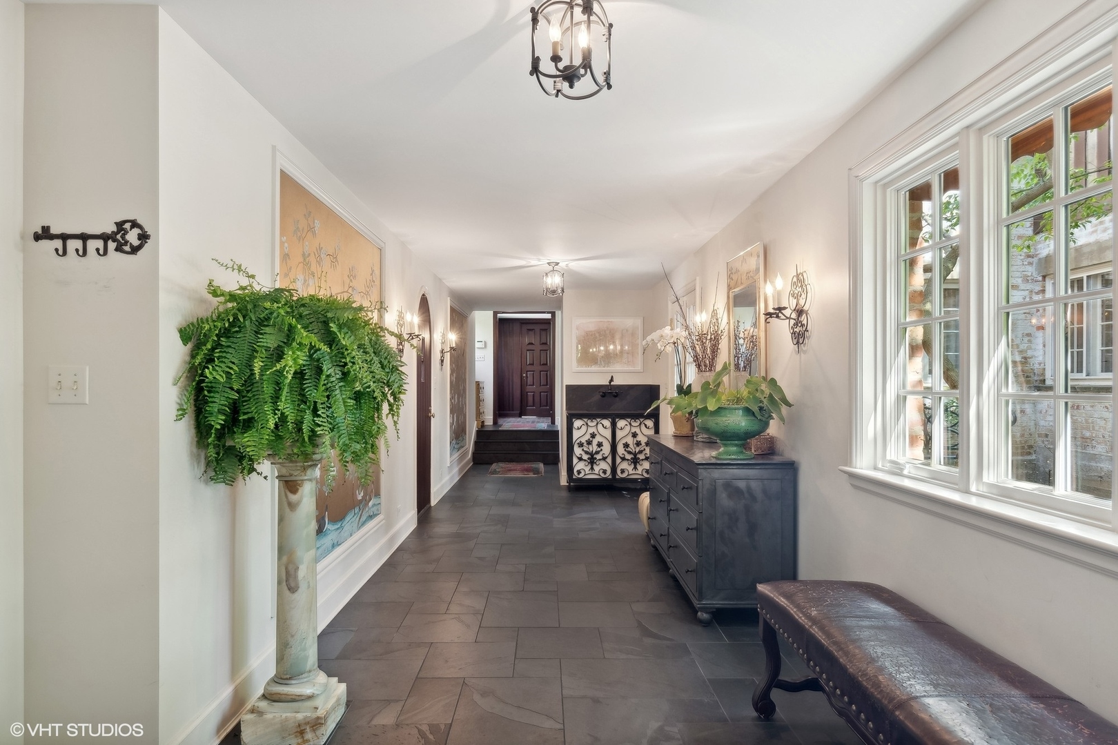 885 Maplewood Road Lake Forest, IL 60045 - Photo 4 of 78