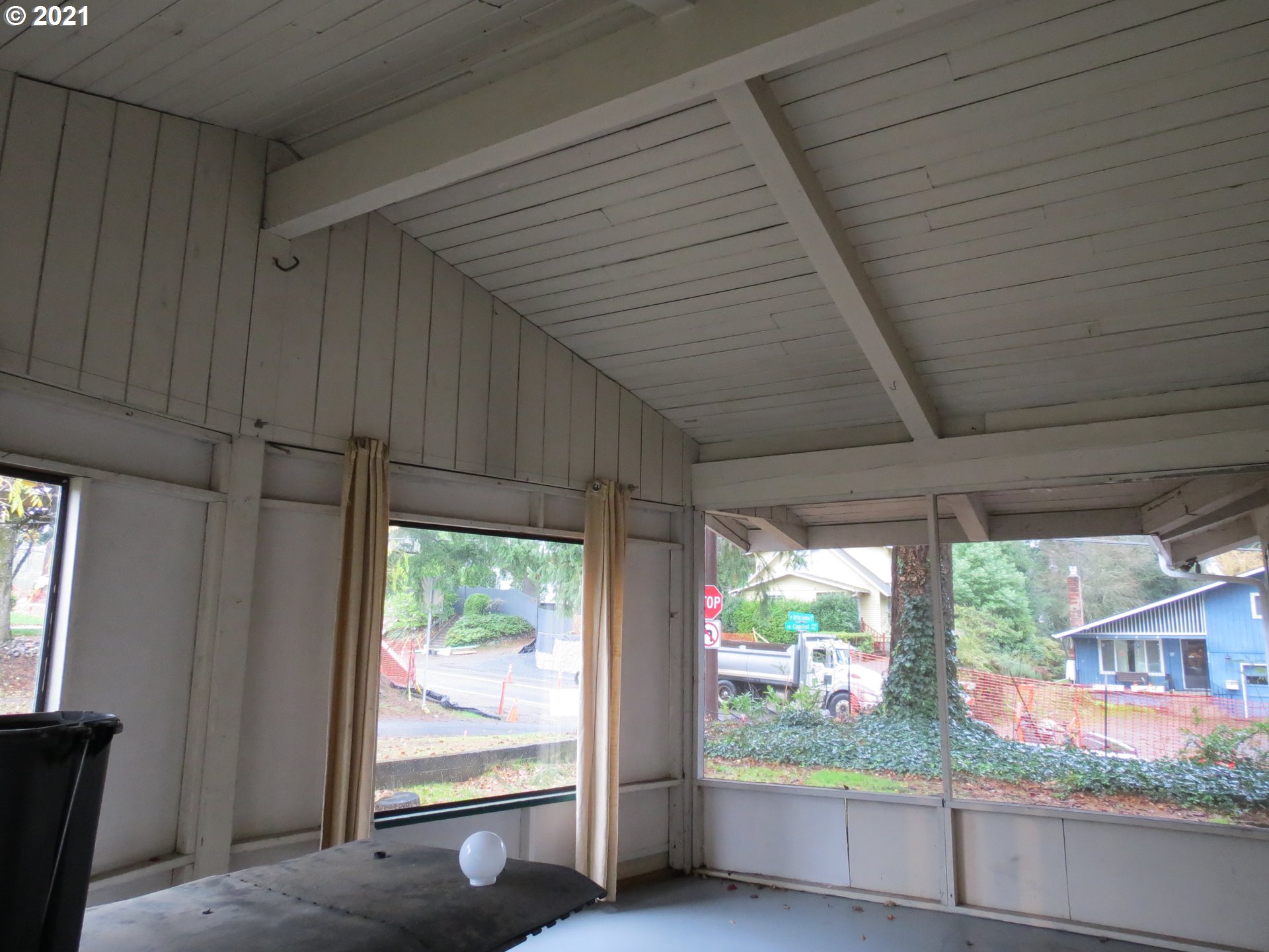 3939 Southwest Spring Garden Street Portland, OR 97219 - Photo 20 of 25 Gallery Image 20