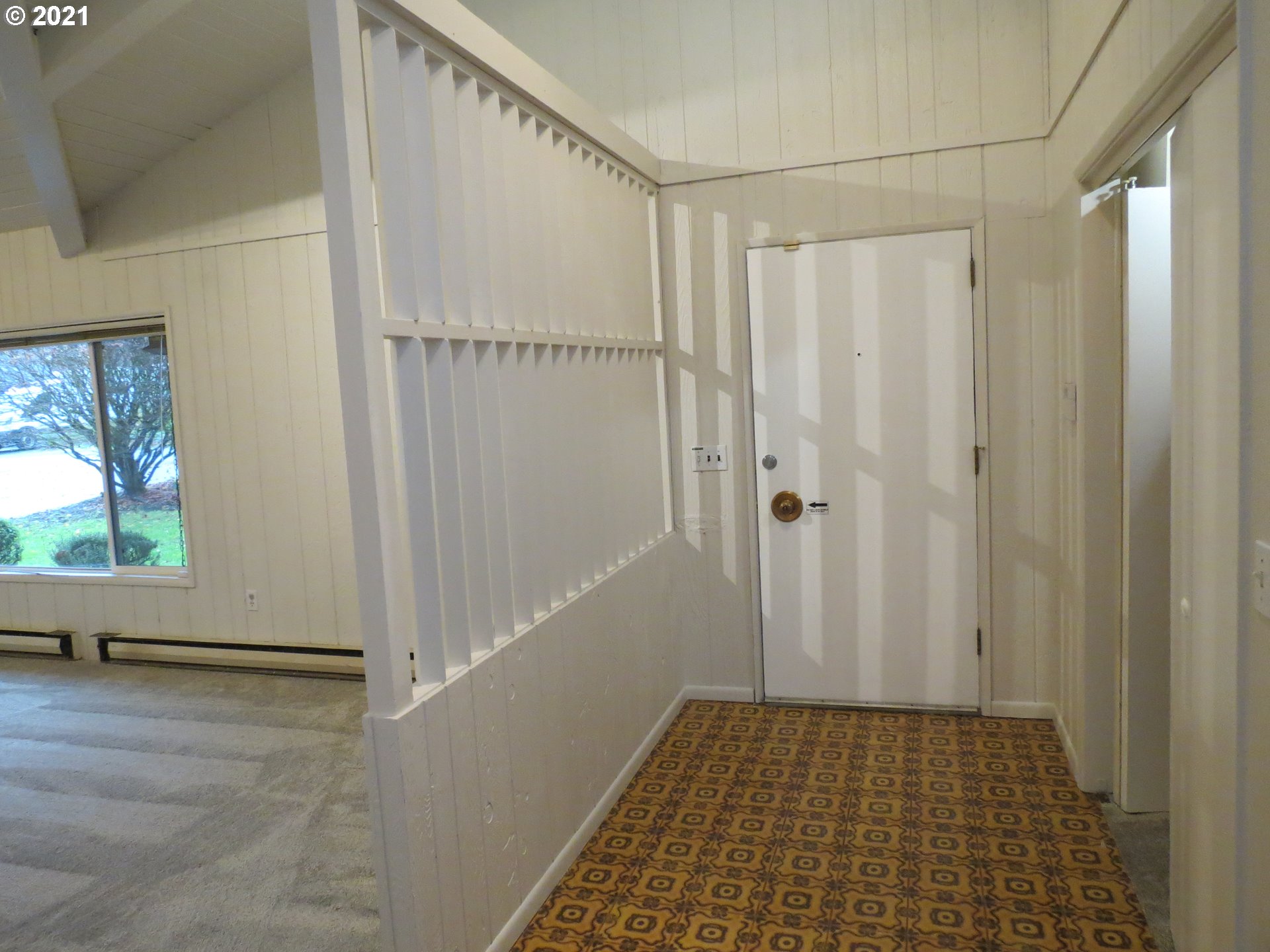 3939 Southwest Spring Garden Street Portland, OR 97219 - Photo 3 of 25 Gallery Image 3