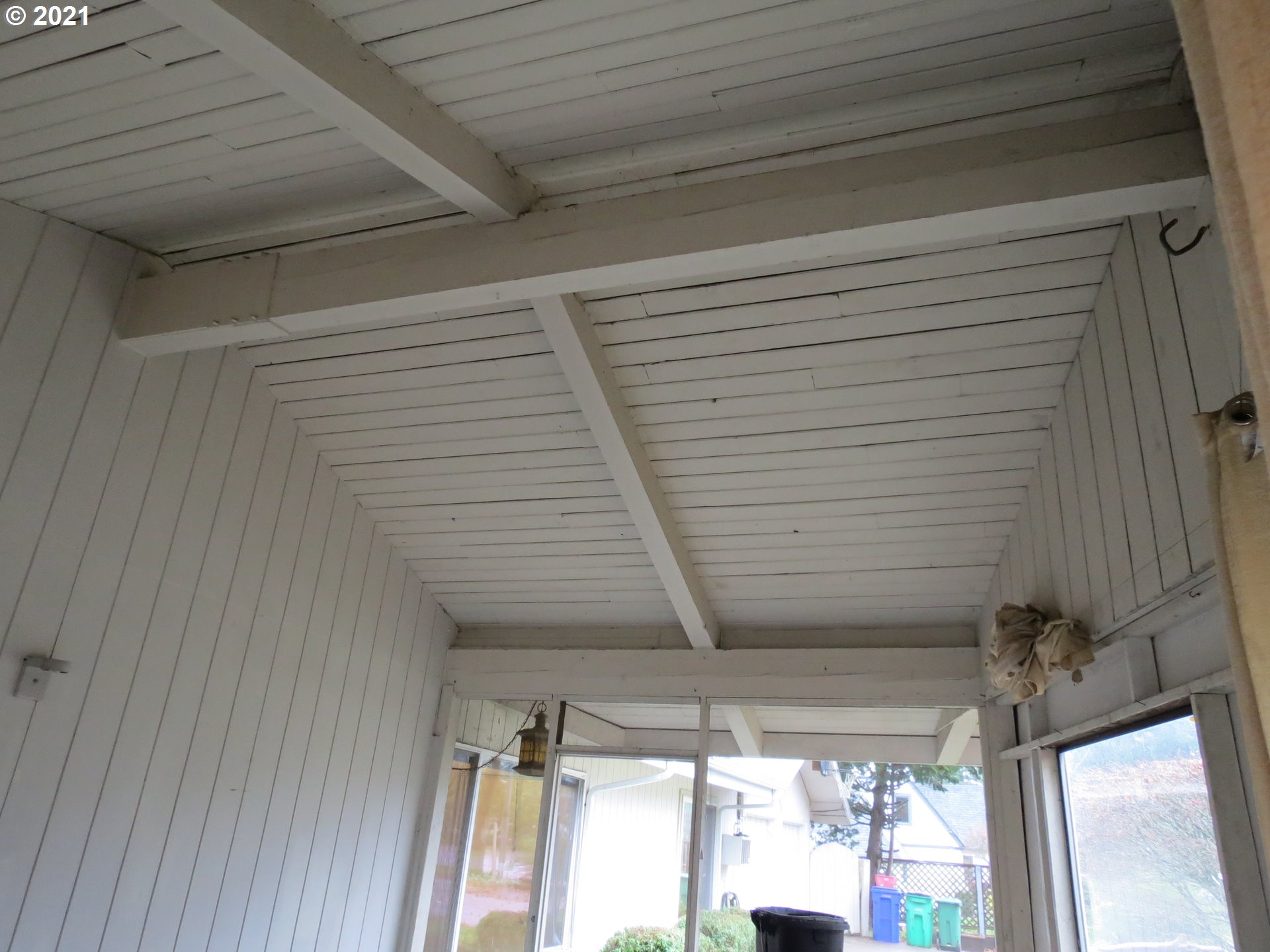 3939 Southwest Spring Garden Street Portland, OR 97219 - Photo 21 of 25 Gallery Image 21