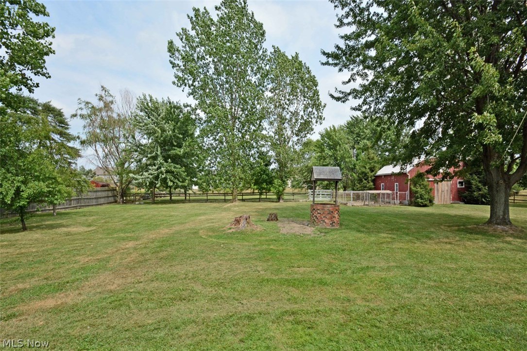 9040 Bender Road North Ridgeville, OH 44039 - Photo 27 of 30