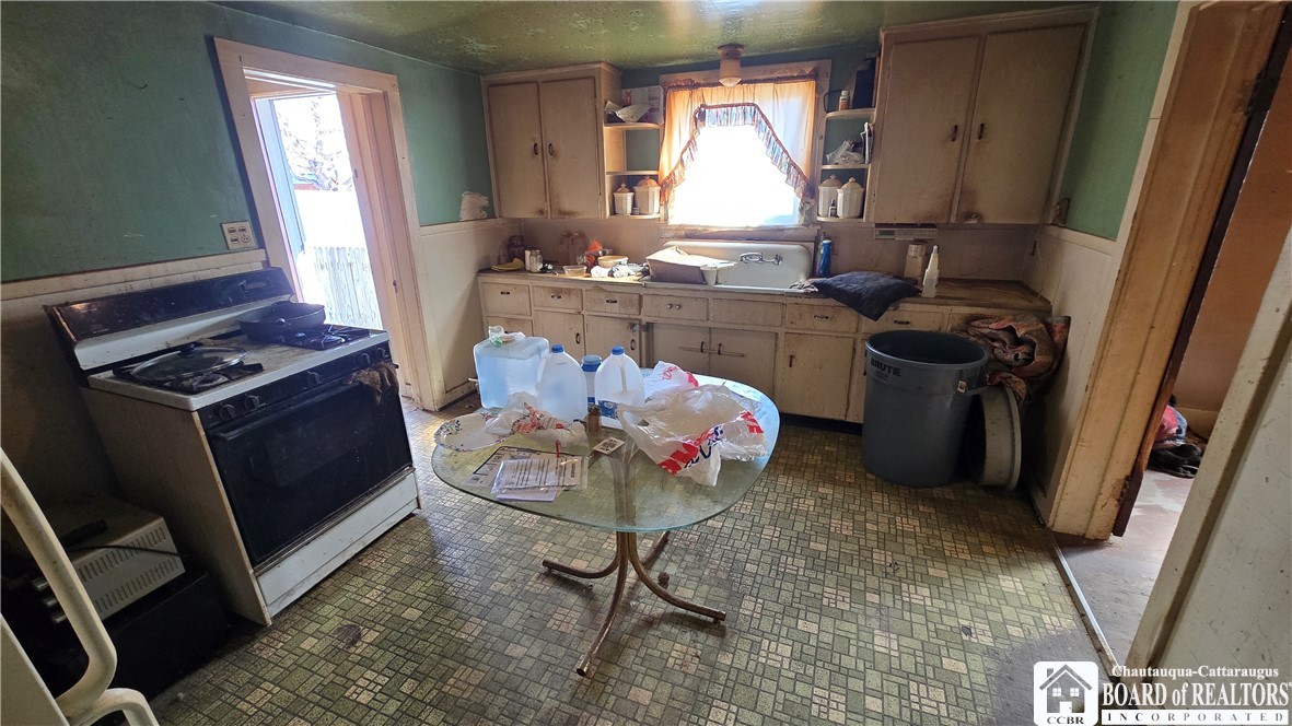 116 South Roberts Road Dunkirk, NY 14048 - Photo 6 of 22