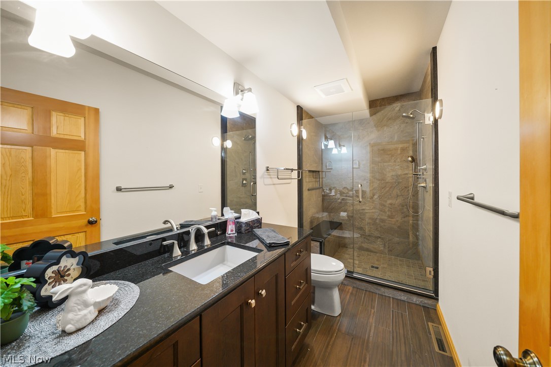 5982 Spieth Road Medina, OH 44256 - Photo 16 of 50 First floor bathroom