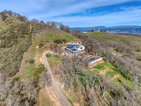 $925,000 | 3774 Leal Drive, Lakeport, CA 95453