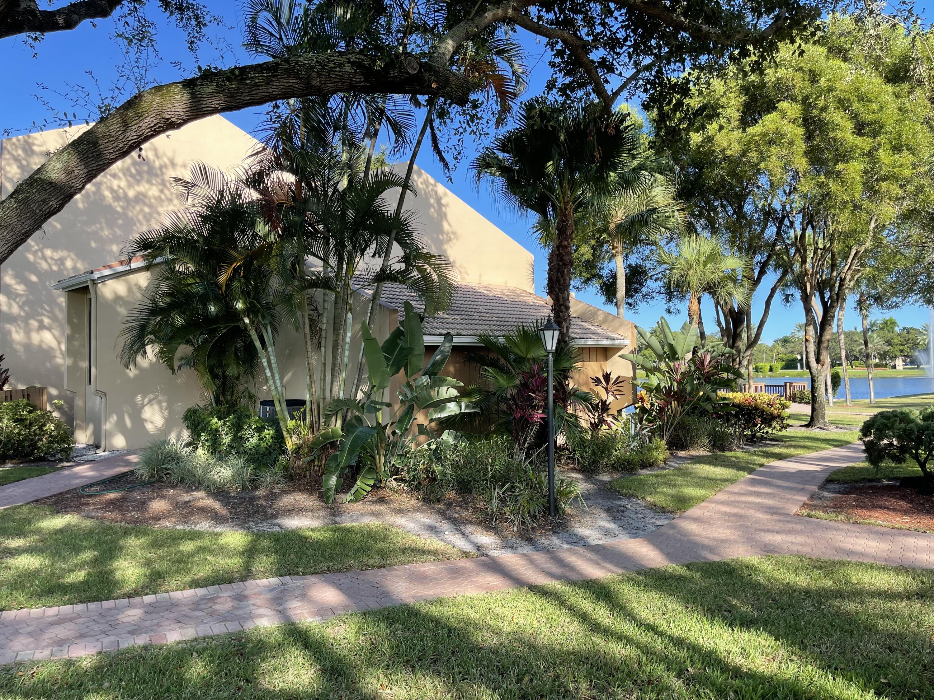 3311 Bridgewood Drive Boca Raton, FL 33434 - Photo 3 of 70 E2C37ED7-444F-4669-ADDA-18797F472B85