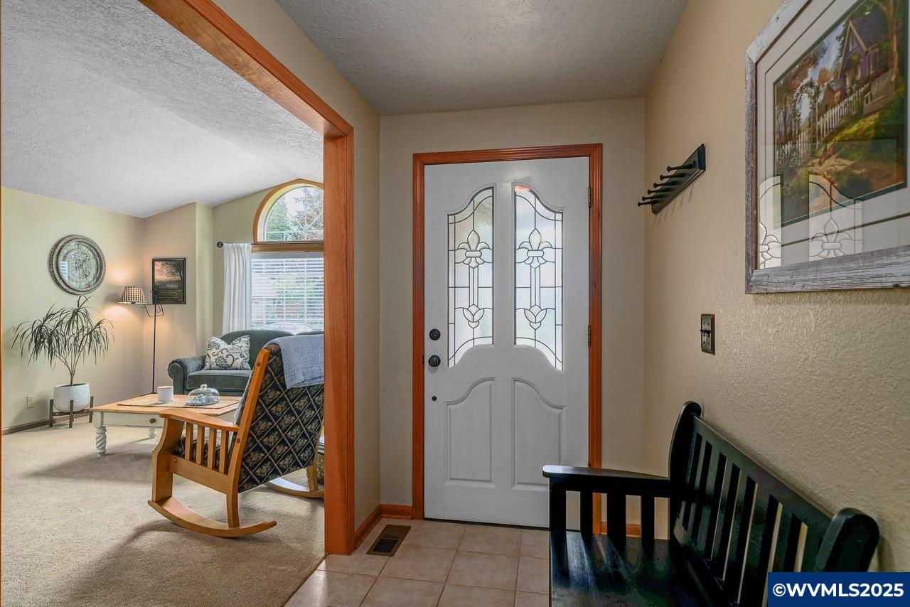 1065 Ridgepoint Street Northeast Keizer, OR 97303 - Photo 6 of 45