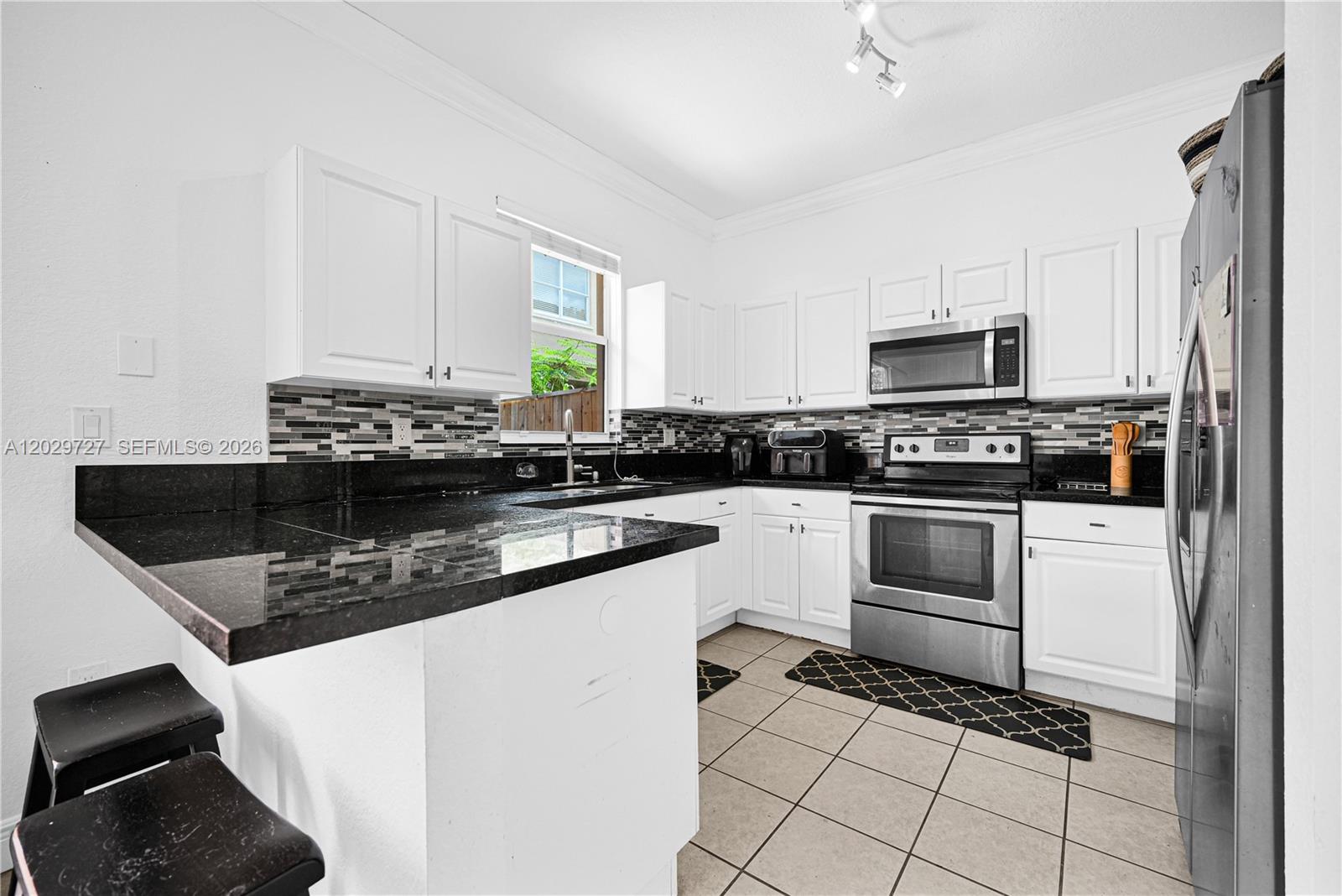 12857 Southwest 134th Street Miami, FL 33186 - Photo 13 of 57
