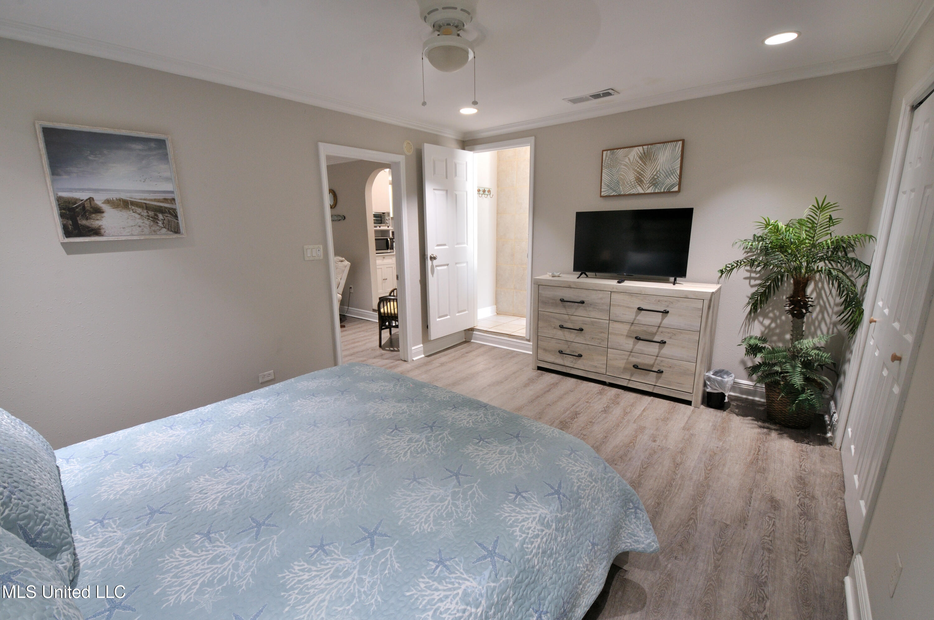 129 Ocean Wave Avenue Long Beach, MS 39560 - Photo 20 of 34 DSC_9621