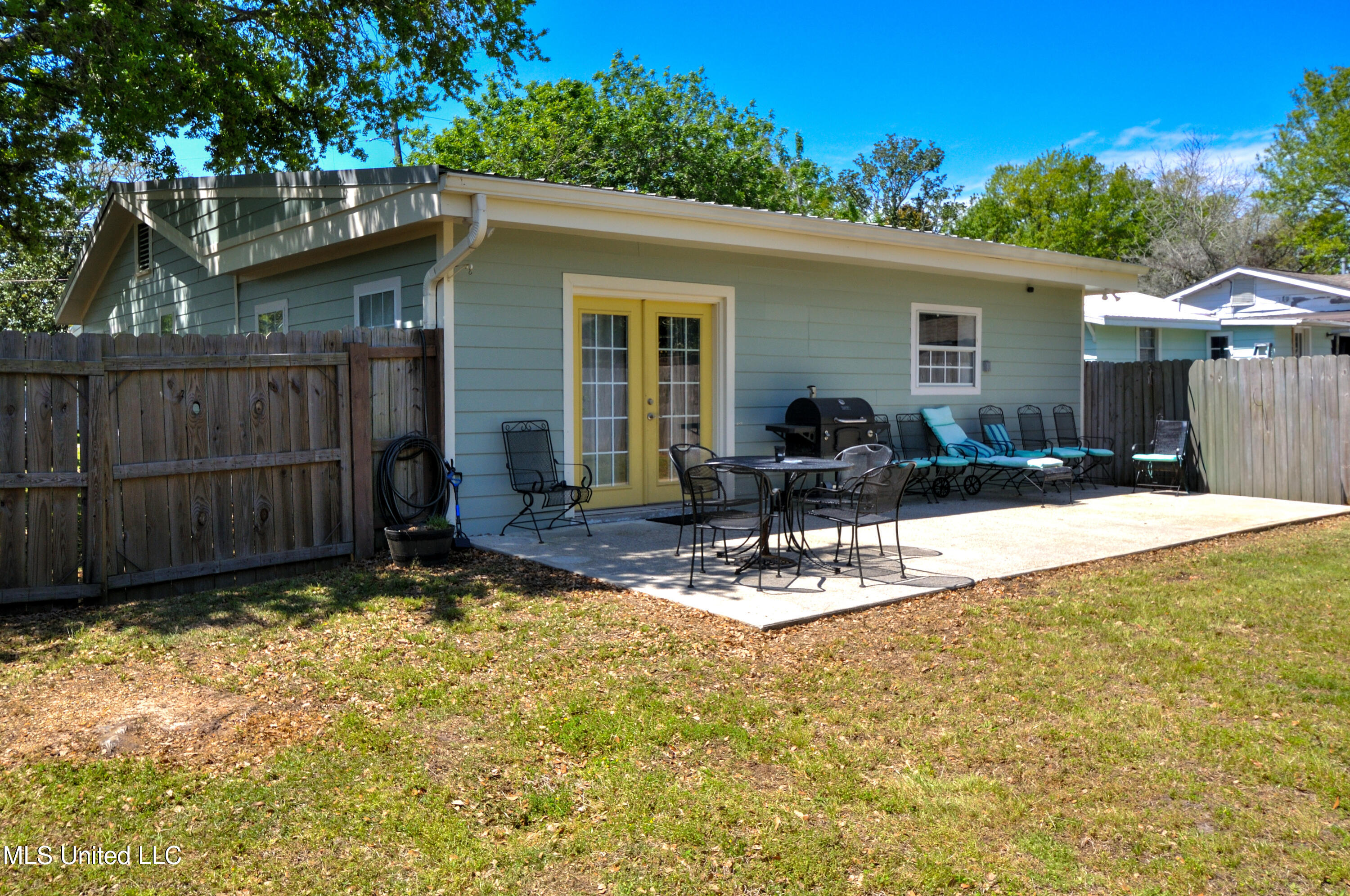 129 Ocean Wave Avenue Long Beach, MS 39560 - Photo 22 of 34 DSC_9658