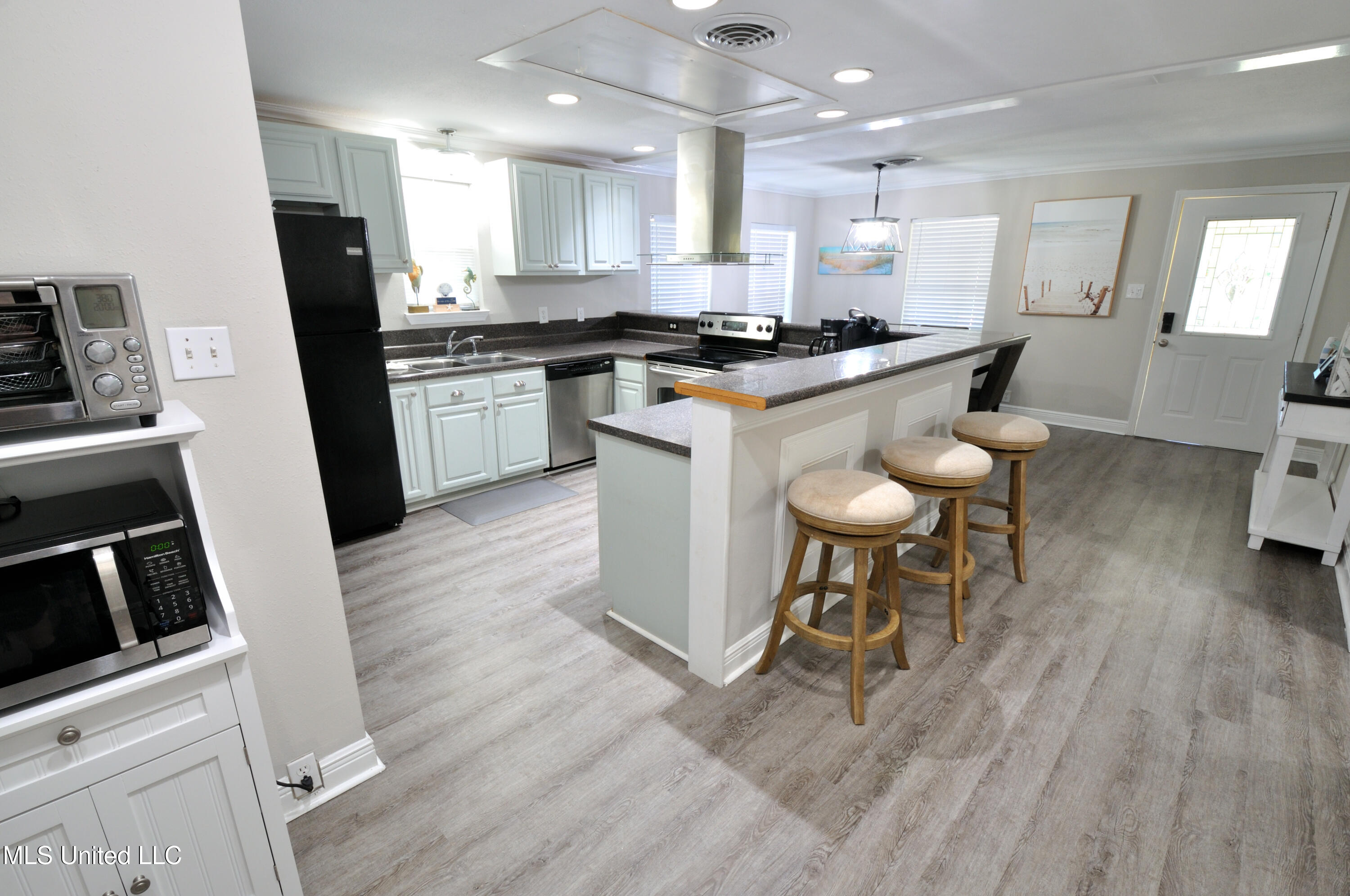 129 Ocean Wave Avenue Long Beach, MS 39560 - Photo 9 of 34 DSC_9599