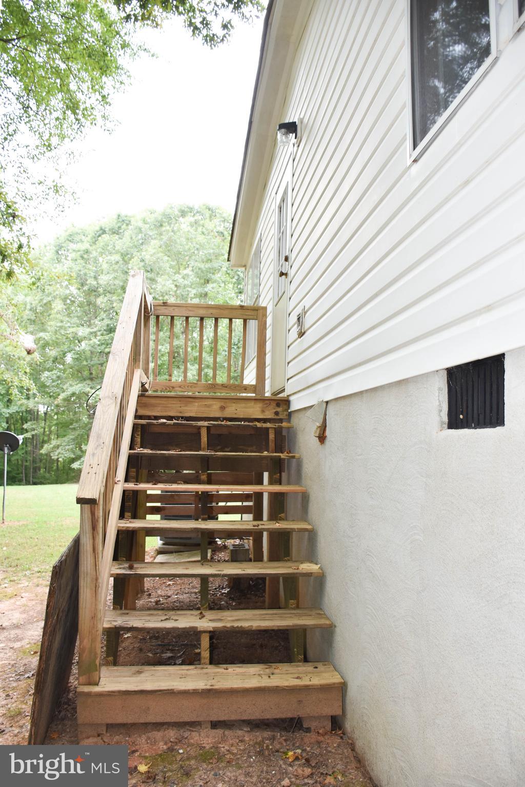 10000 Wallers Road Partlow, VA 22534 - Photo 13 of 15 a view of entryway