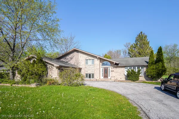 $415,000 | 24615 Mulberry Lane, Crete, IL 60417