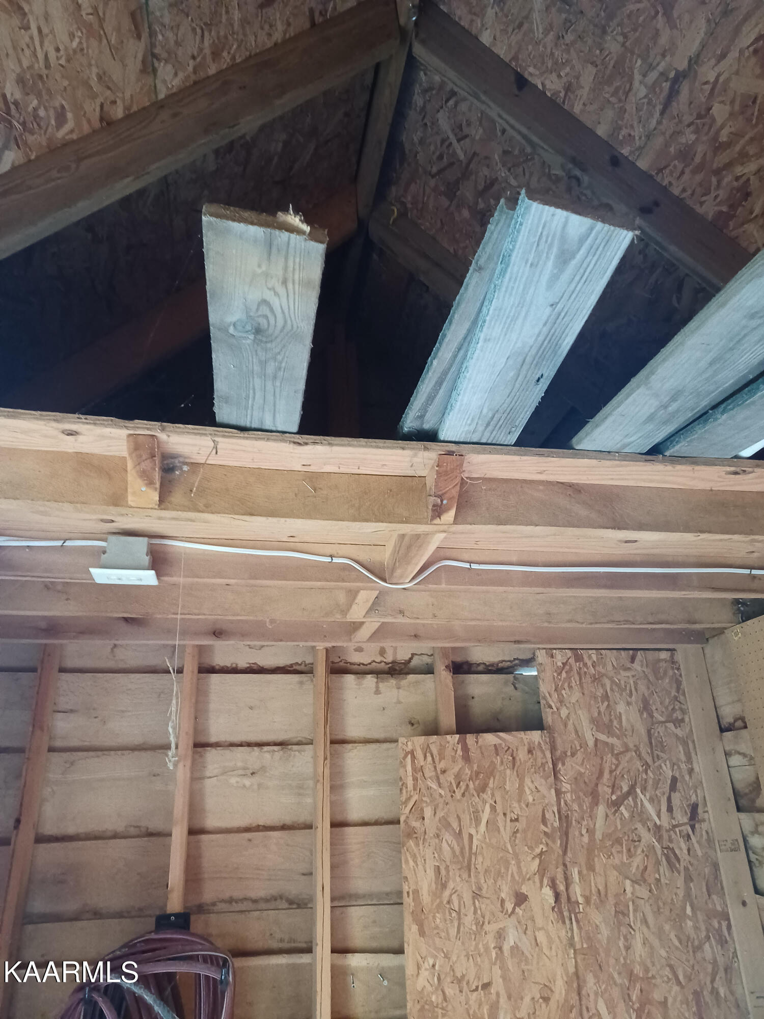 604 Pine Knob Road Pigeon Forge, TN 37863 - Photo 10 of 11 Shed int 4