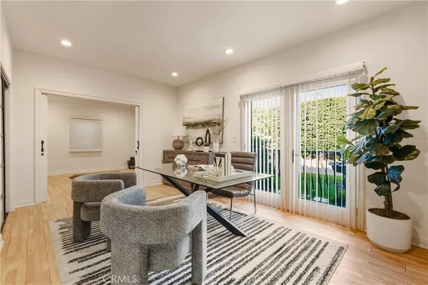 $19,500 | 5558 Edgewood Place, Los Angeles, CA 90019