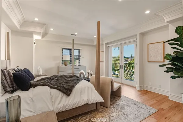 $19,500 | 5558 Edgewood Place, Los Angeles, CA 90019