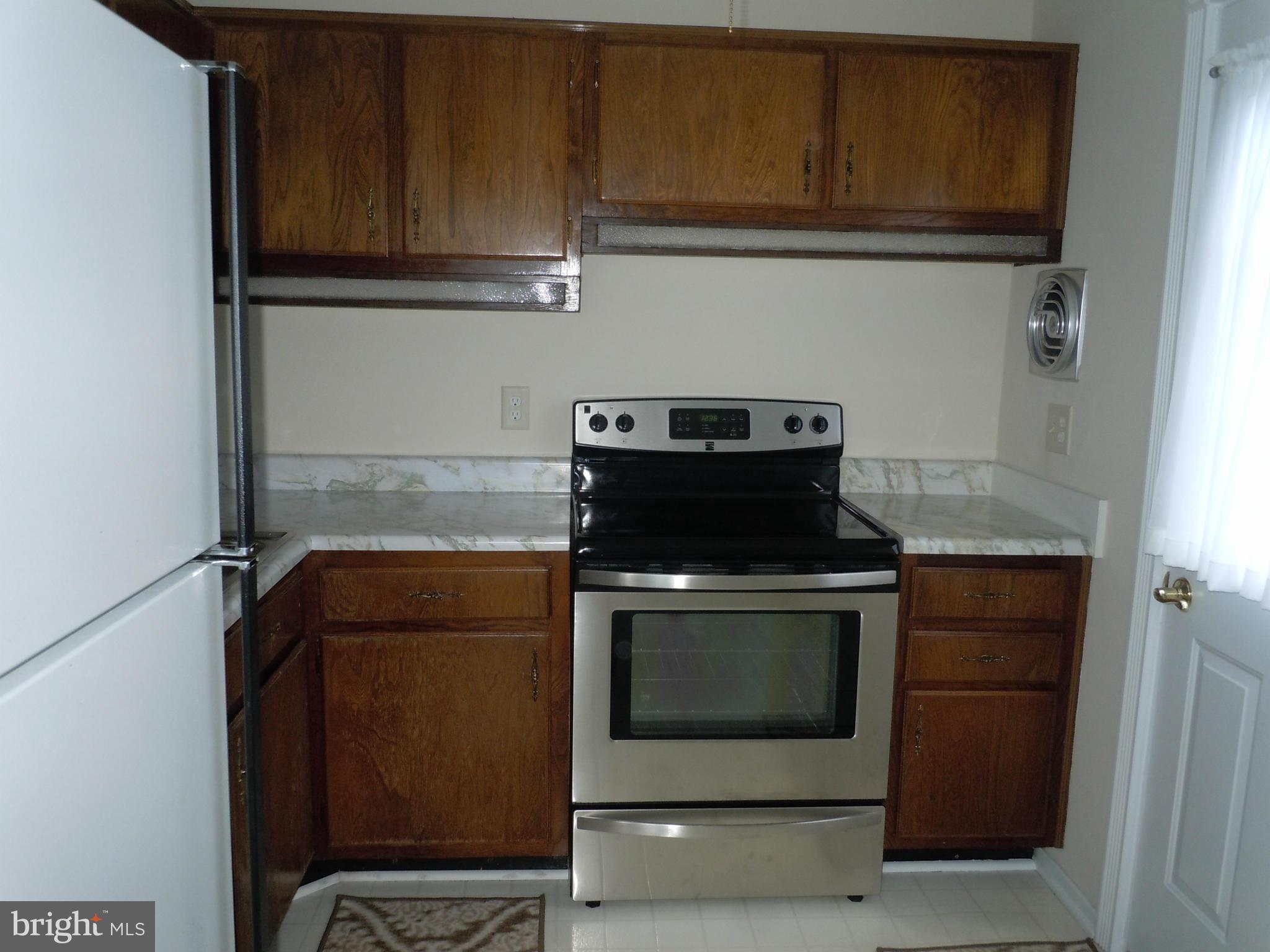 44 Croftley Road Lutherville-Timonium, MD 21093 - Photo 13 of 30 Kitchen