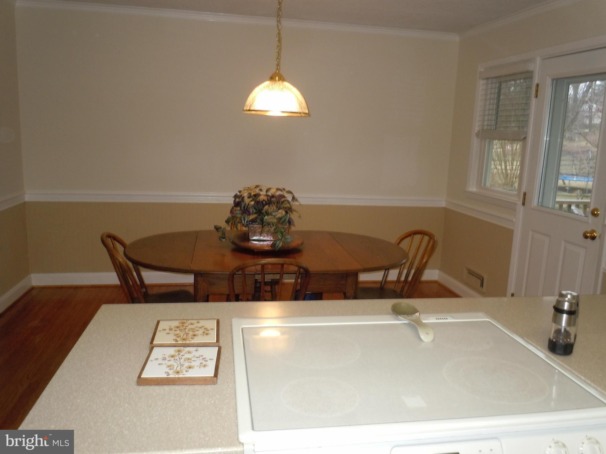 44 Croftley Road Lutherville-Timonium, MD 21093 - Photo 8 of 30 Kitchen - Dining