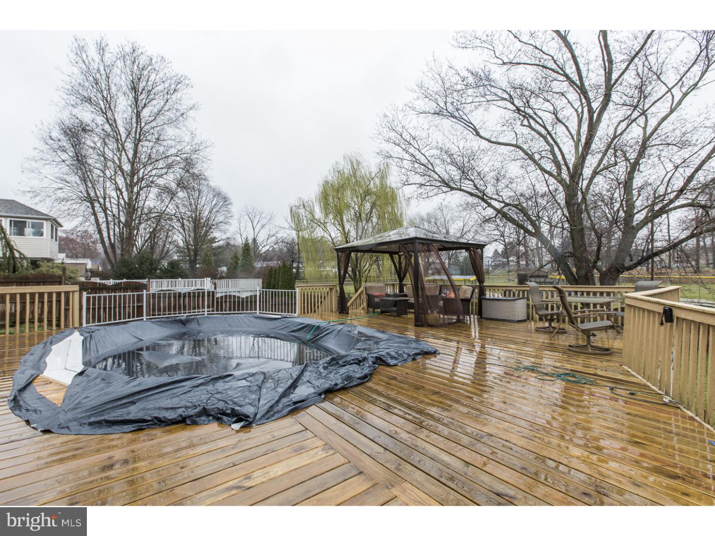 2275 Weir Road Aston, PA 19014 - Photo 17 of 19 Deck