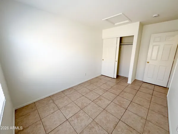 $2,300 | 1282 West Macaw Drive, Chandler, AZ 85286