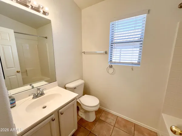 $2,300 | 1282 West Macaw Drive, Chandler, AZ 85286