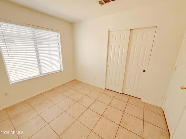 $2,300 | 1282 West Macaw Drive, Chandler, AZ 85286