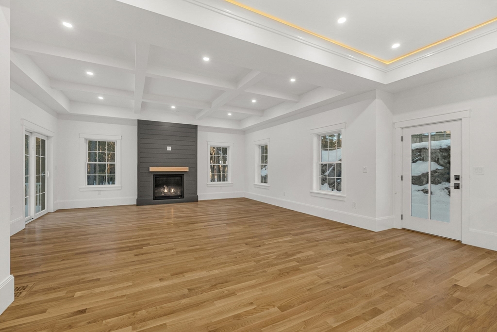 213 Sandy Valley Road Dedham, MA 02026 - Photo 7 of 37