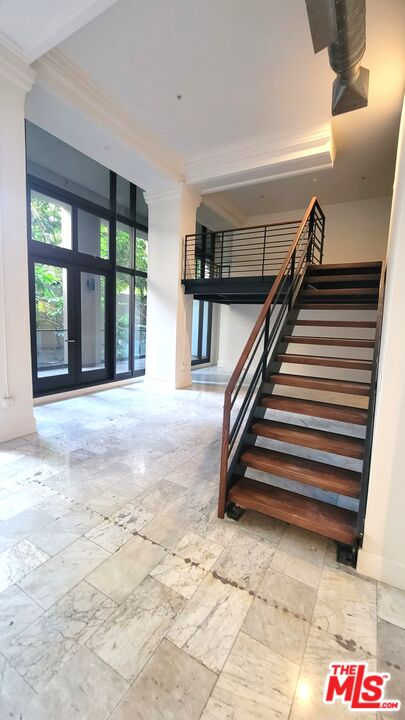 460 South Spring Street, Unit 101 Los Angeles, CA 90013 - Photo 1 of 50