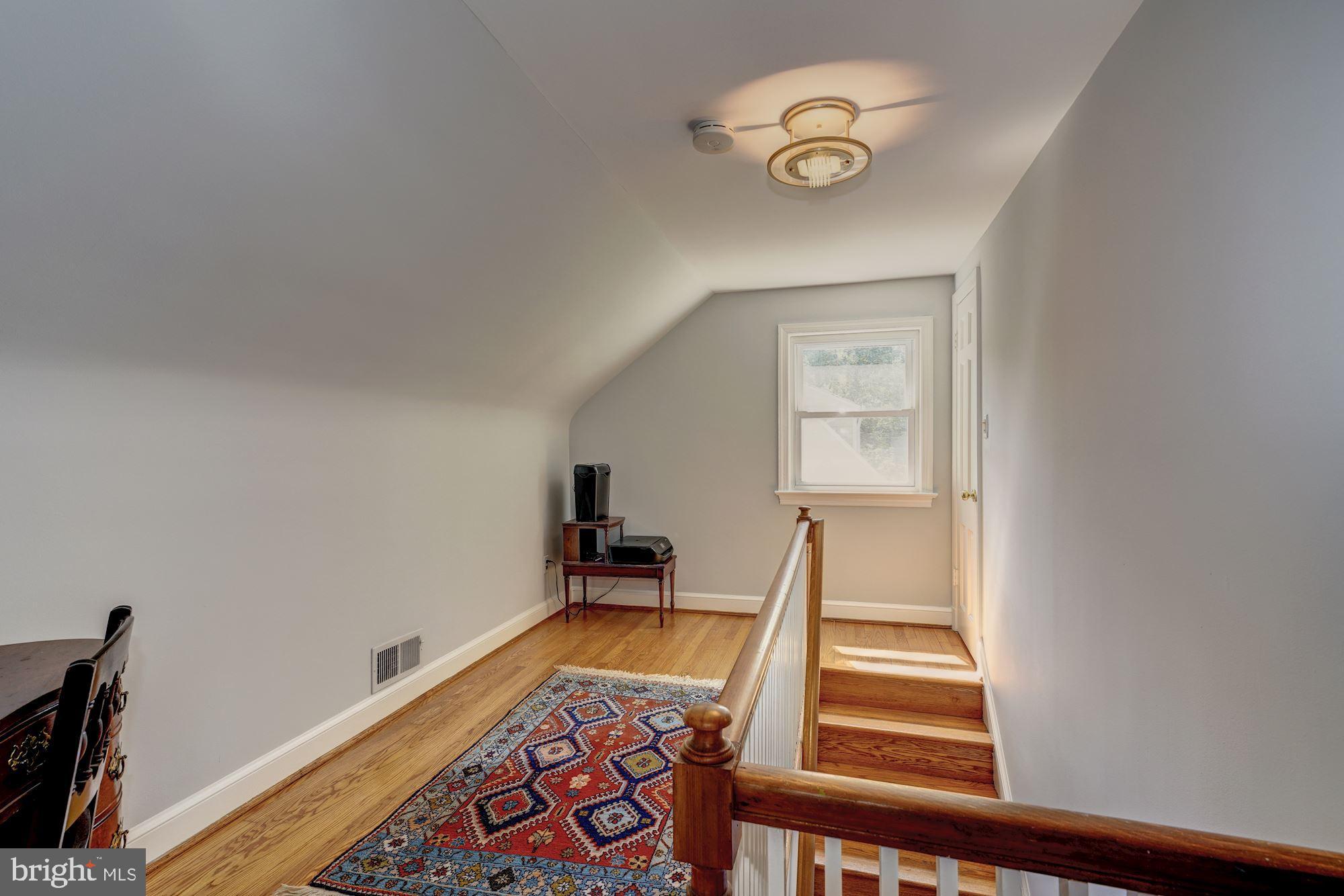 513 Mansfield Road Silver Spring, MD 20910 - Photo 18 of 28 Upper Floor Landing