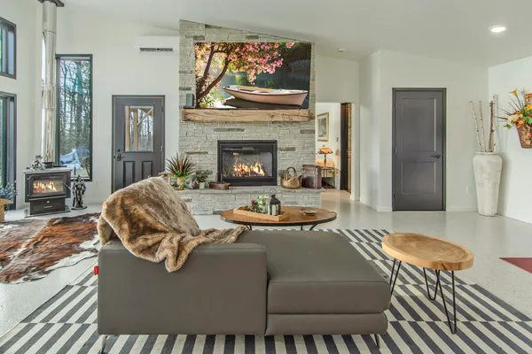 $850,000 | 4681 Mission Road Northeast, Bemidji, MN 56601