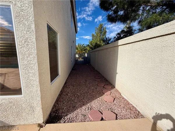$3,400 | 593 Pale Pueblo Court, Las Vegas, NV 89183