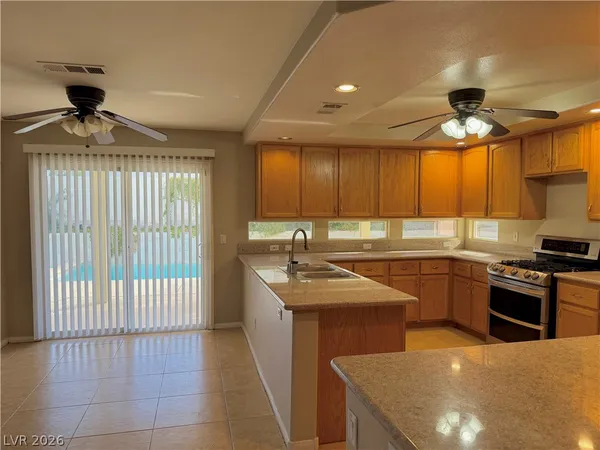 $3,400 | 593 Pale Pueblo Court, Las Vegas, NV 89183