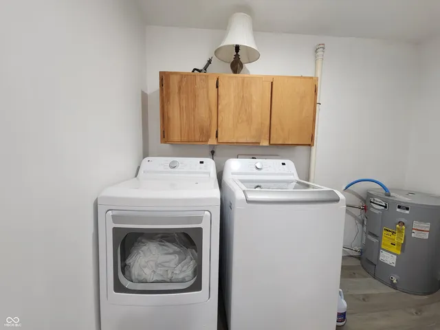 $2,200 | 106 South McCarty Street, Fortville, IN 46040