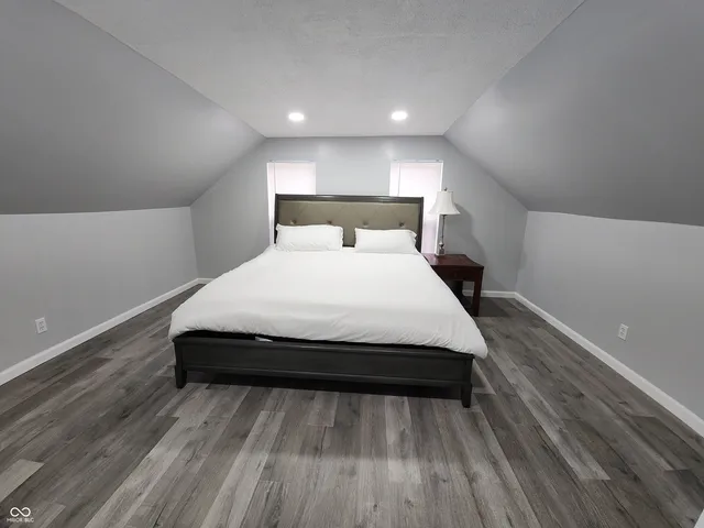 $2,200 | 106 South McCarty Street, Fortville, IN 46040