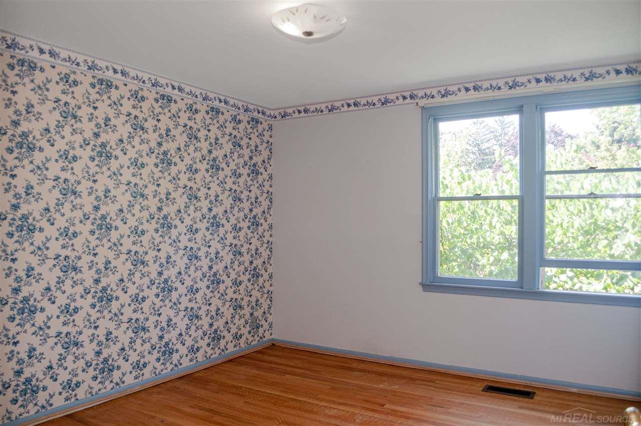 921 Cook Grosse Pointe, MI 48236 - Photo 16 of 26