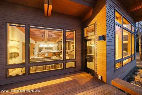 $8,195,000 | 130 Stinnett Drive, Jackson, WY 83001
