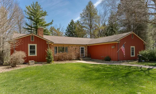 $929,000 | 1406 Weatherhill Road Southwest, Rochester, MN 55902