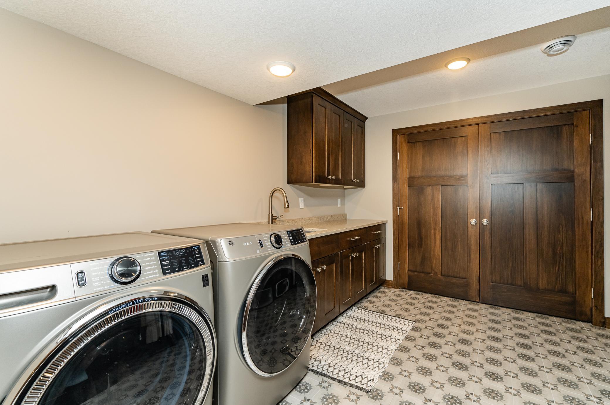 1406 Weatherhill Road Southwest Rochester, MN 55902 - Photo 58 of 73
