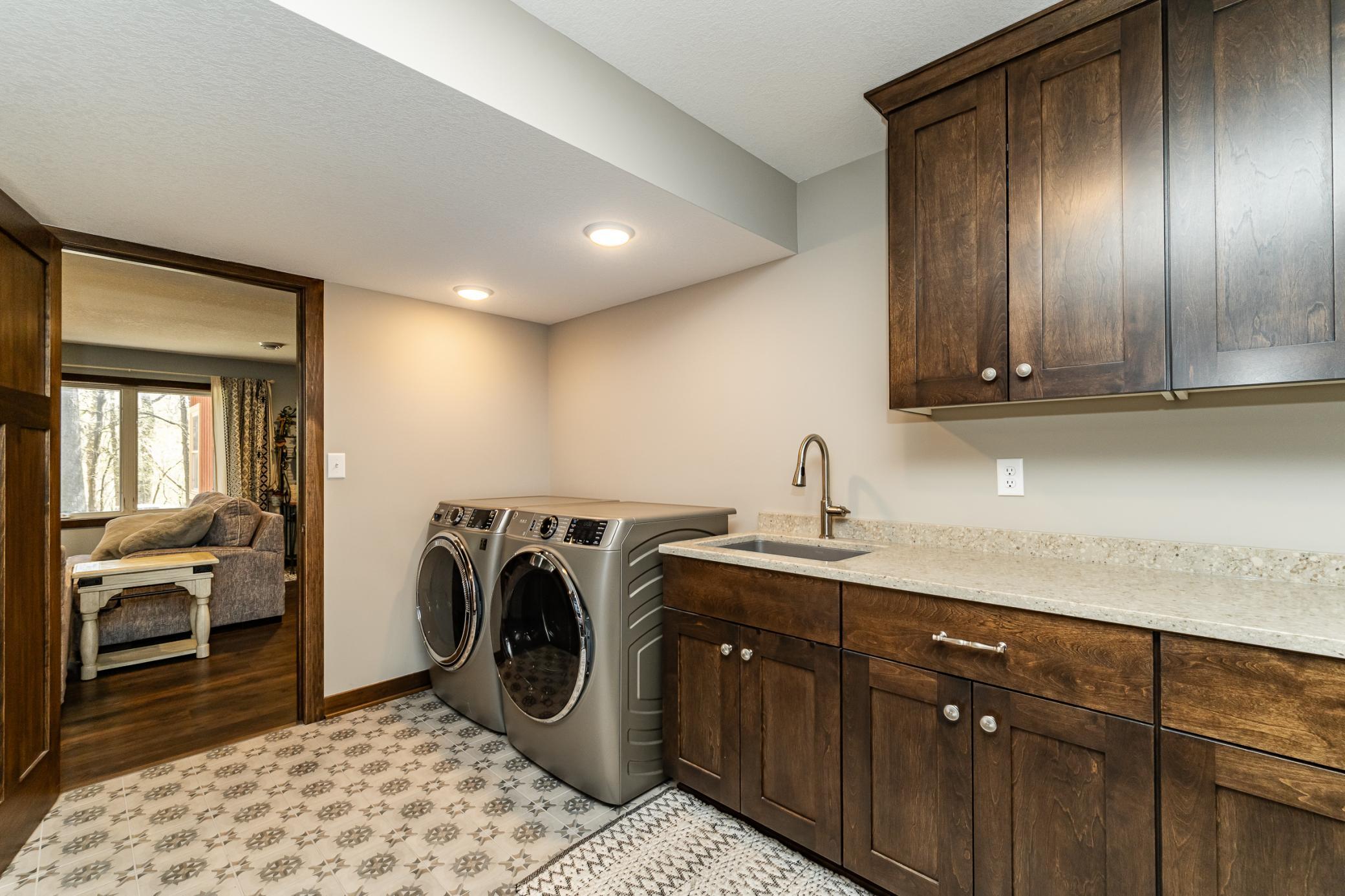 1406 Weatherhill Road Southwest Rochester, MN 55902 - Photo 59 of 73