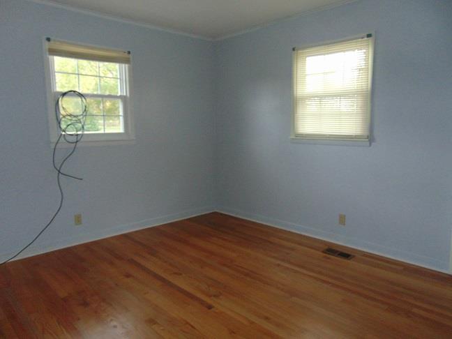 36 South Patrick Road Fayetteville, TN 37334 - Photo 8 of 11 a view of empty room with window