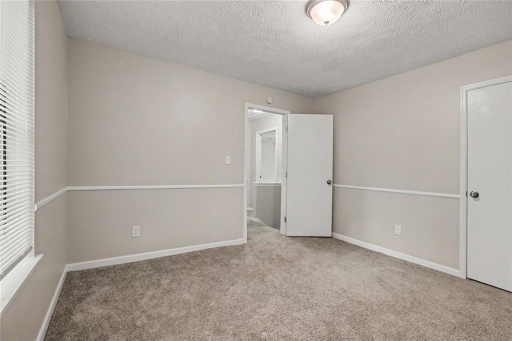 5322 Walker Road Stone Mountain, GA 30088 - Photo 13 of 16 Gallery Image 13