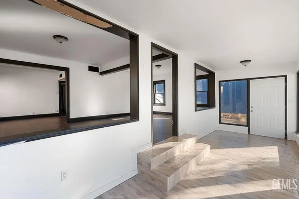 $450,000 | Undisclosed Address, Bakersfield, CA 93305