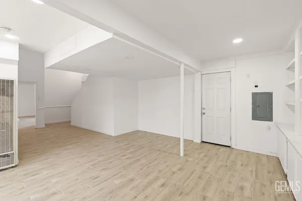 $450,000 | Undisclosed Address, Bakersfield, CA 93305