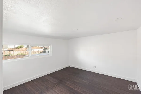 $450,000 | Undisclosed Address, Bakersfield, CA 93305